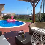 Omnia Villa