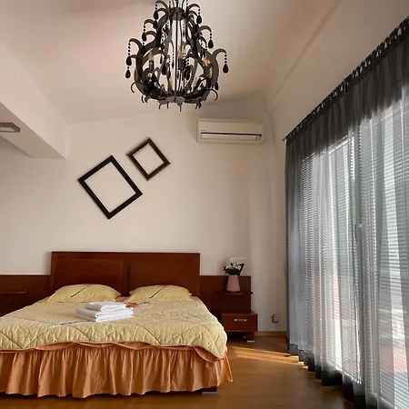 Omnia Villa Várna